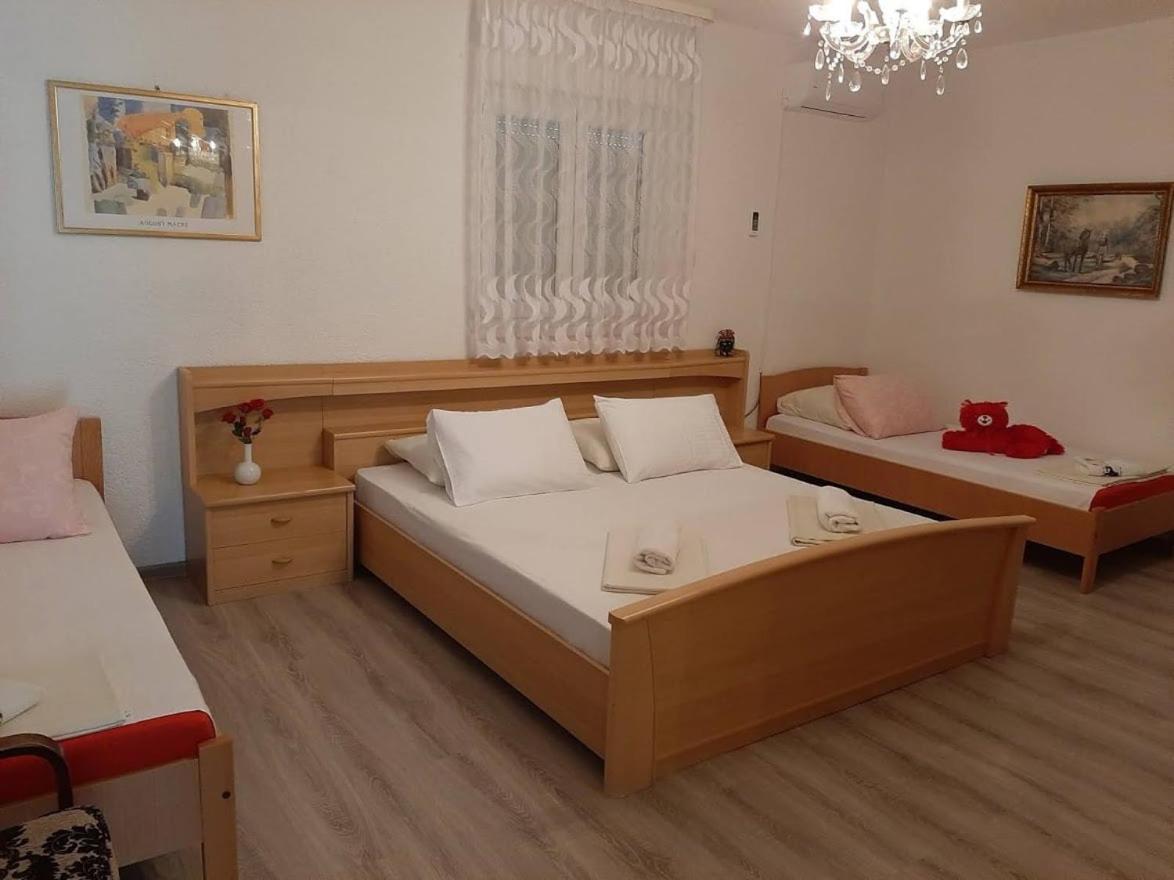 Mima B&B Vodice Exteriör bild